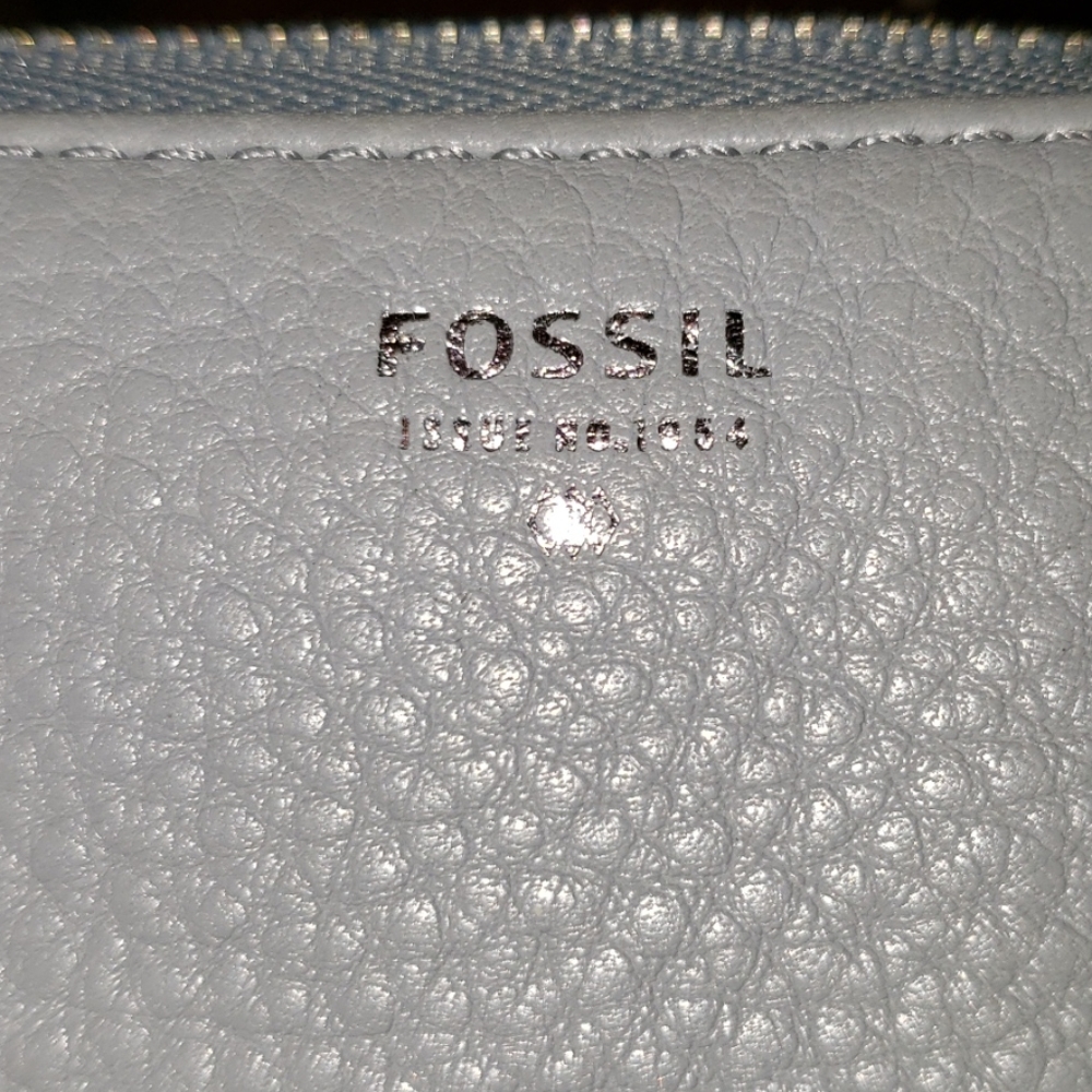 Fossil Leather Wallet - image 2